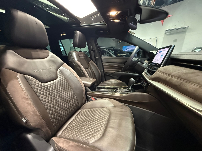 Jeep-COMMANDER-1.3 T270 TURBO FLEX OVERLAND AT6