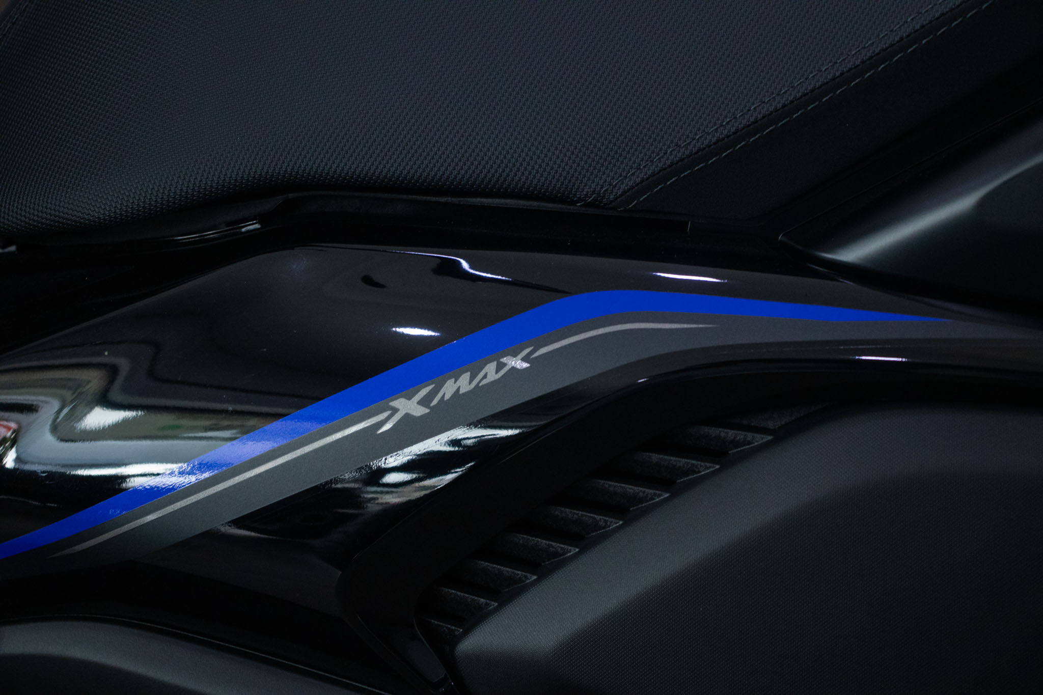 YAMAHA-XMAX-XMAX 300 CONNECTED