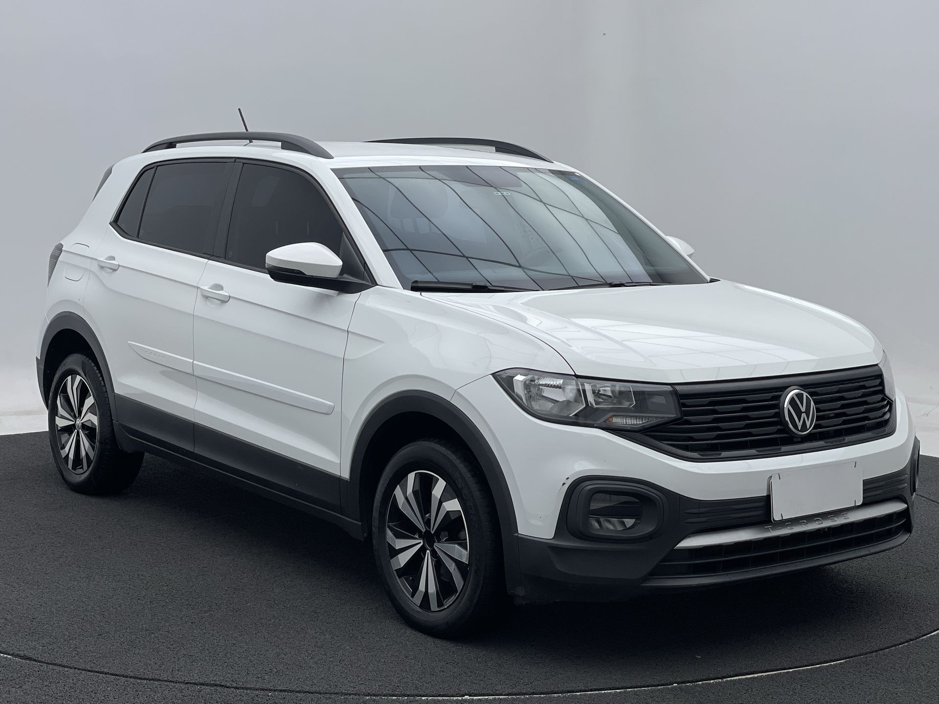 VW - Volkswagen-T-Cross-T-Cross Sense 200 TSI 1.0 Flex 5p Aut.