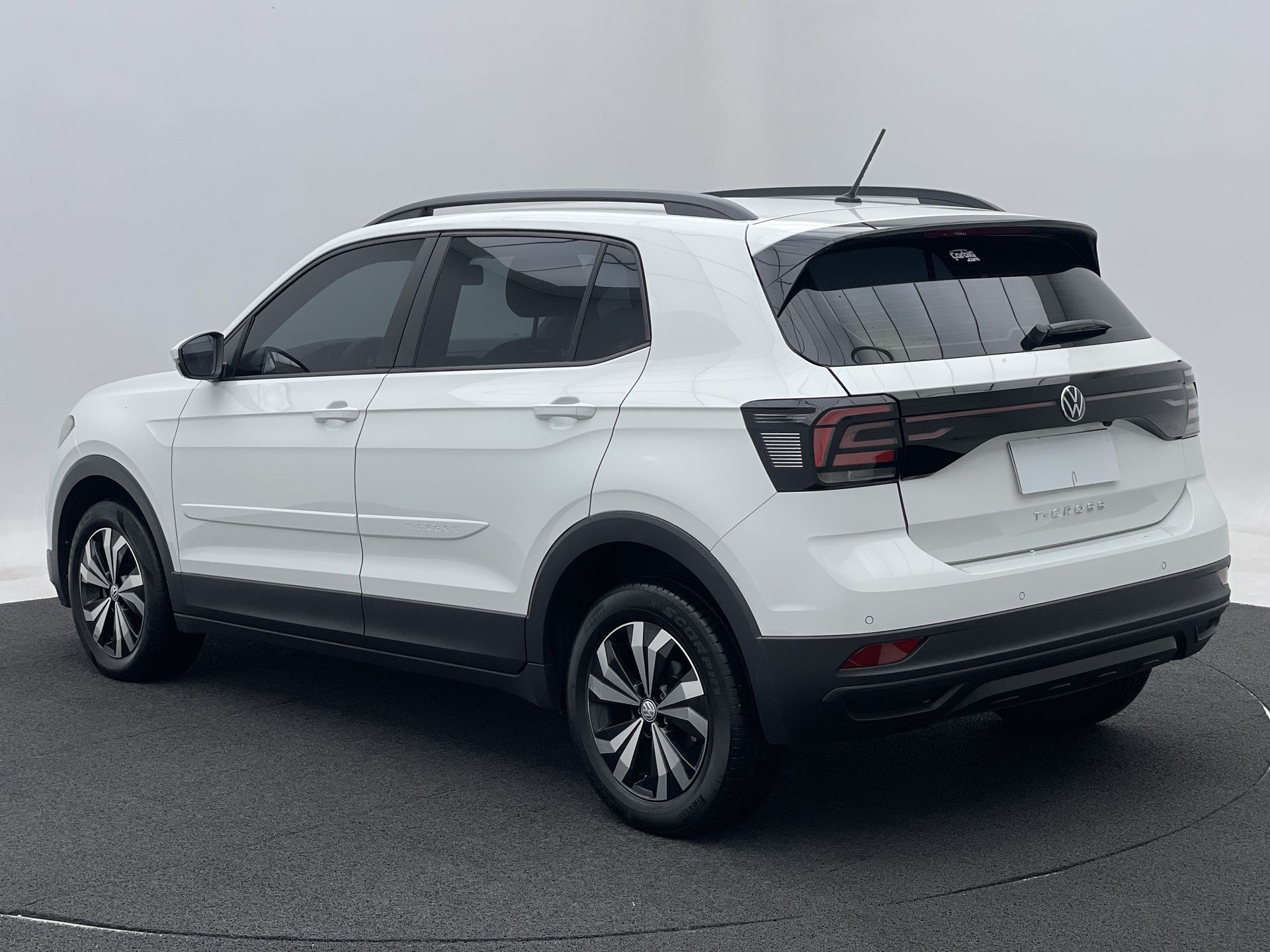 VW - Volkswagen-T-Cross-T-Cross Sense 200 TSI 1.0 Flex 5p Aut.