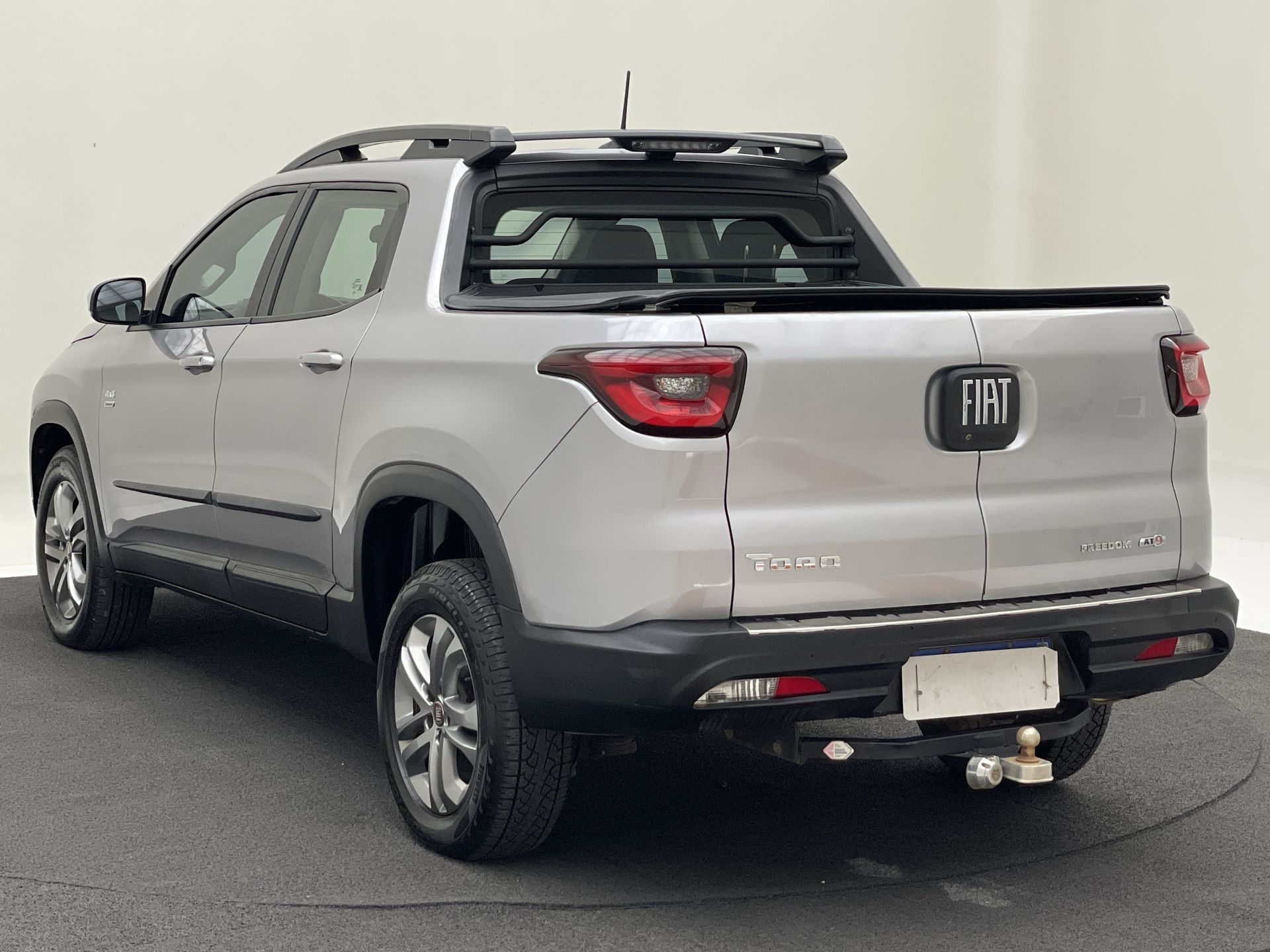 Toro Freedom 2.0 16V 4x4 TB Diesel Aut.