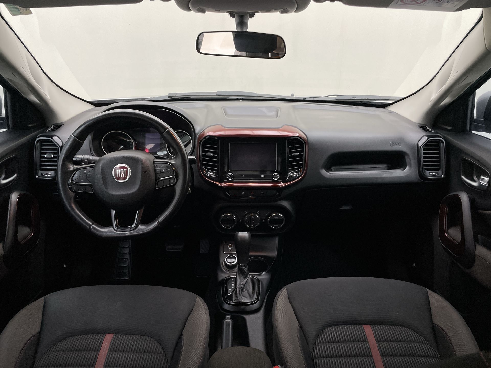 Toro Freedom 2.0 16V 4x4 TB Diesel Aut.