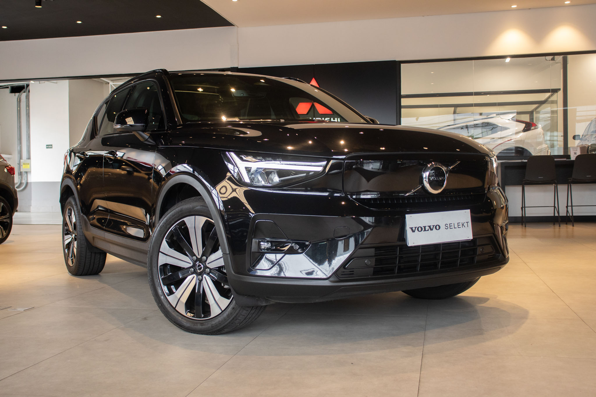 Volvo-XC 40-XC 40 Recharge Plus (Elétrico)