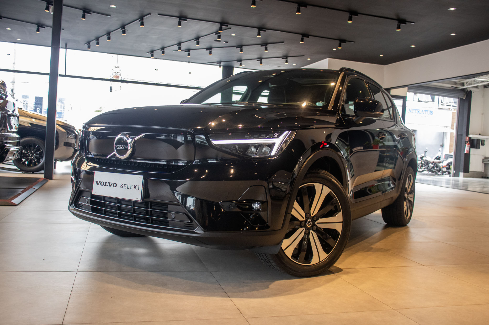 Volvo-XC 40-XC 40 Recharge Plus (Elétrico)