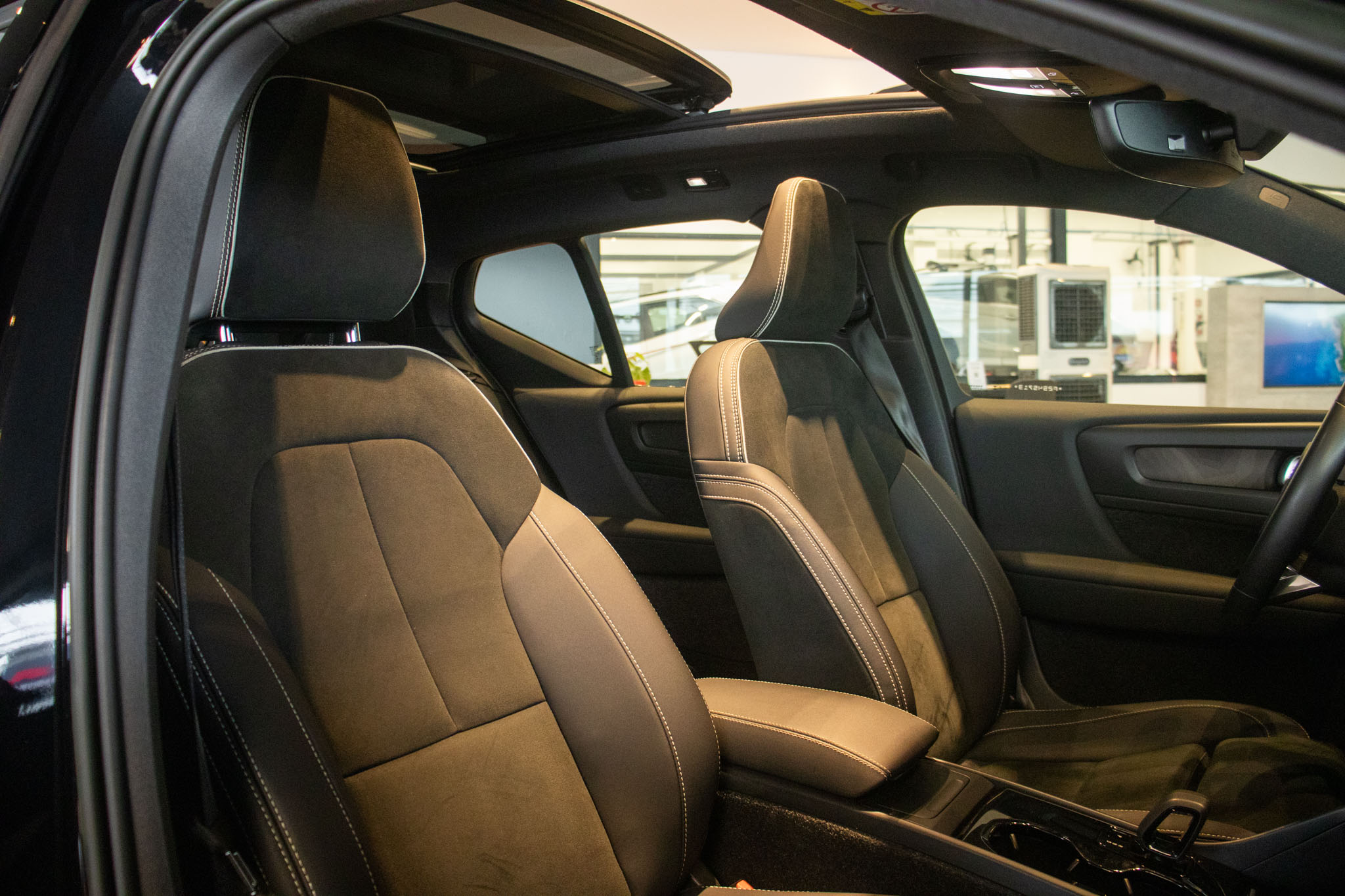 Volvo-XC 40-XC 40 Recharge Plus (Elétrico)