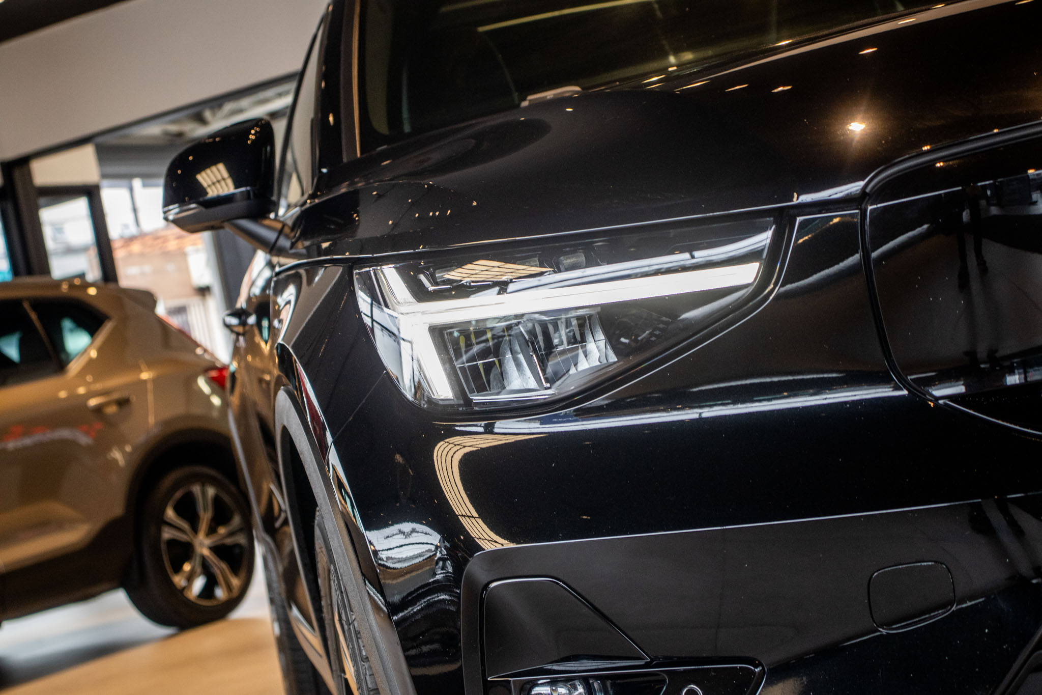 Volvo-XC 40-XC 40 Recharge Plus (Elétrico)