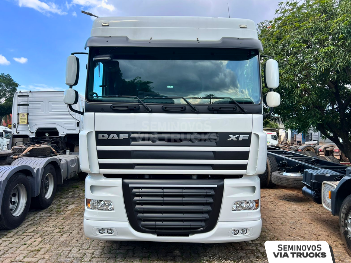 XF 105 FT 460 4x2 (diesel)(E5)