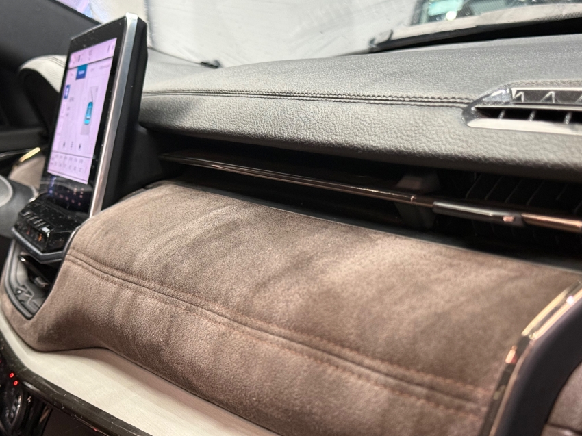 Jeep-COMMANDER-1.3 T270 TURBO FLEX OVERLAND AT6