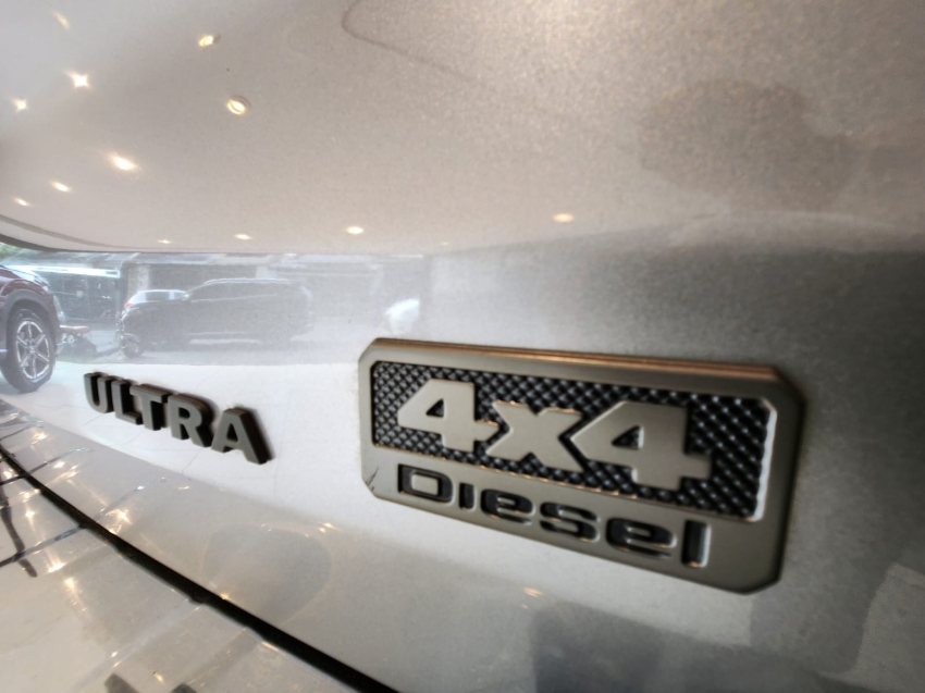 Fiat-TORO-2.0 16V TURBO DIESEL ULTRA 4WD AT9