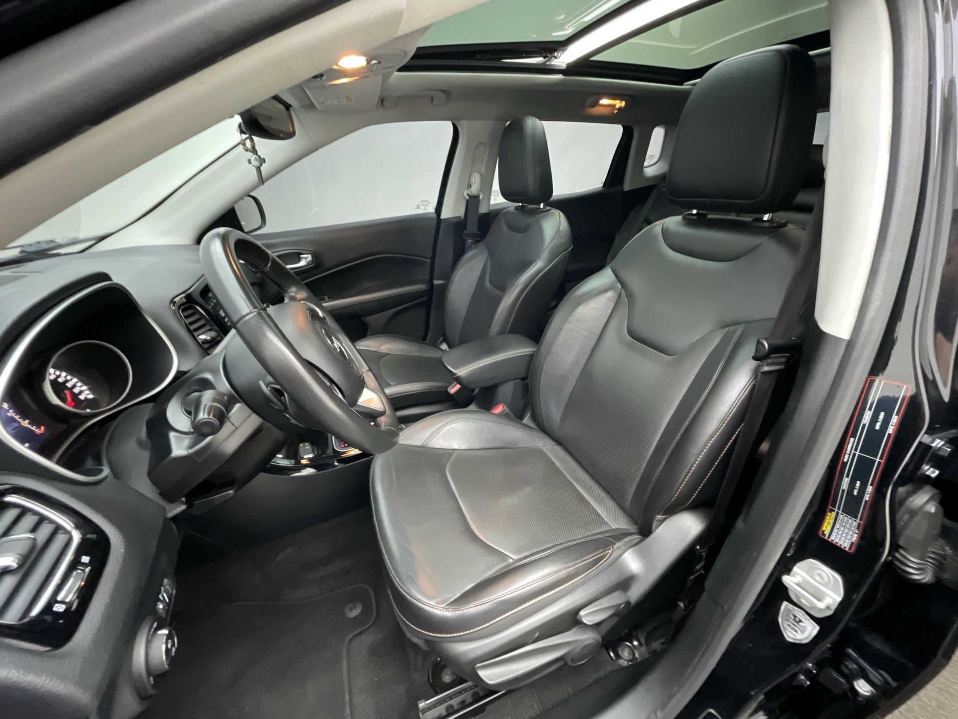 COMPASS LONGITUDE 2.0 4x2 Flex 16V Aut.