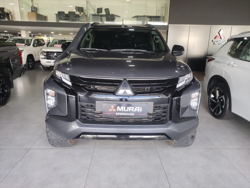 Mitsubishi-L200 TRITON-2.4 16V TURBO DIESEL SPORT HPE CD 4P 4X4 AUTOMÁTICO