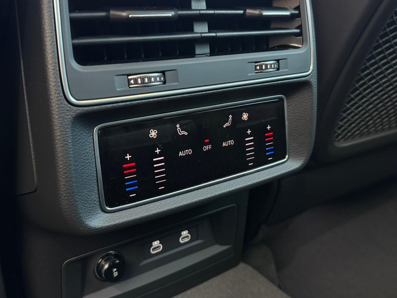 Audi-Q7-Q7 S-Line 3.0 V6 TFSI Quattro Tiptronic