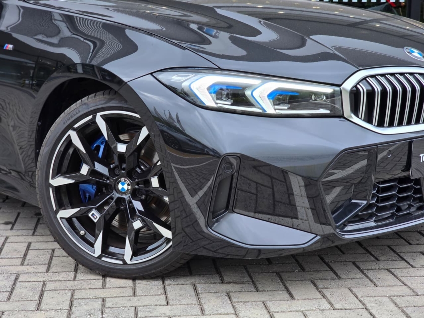 BMW-320i-2.0 16V TURBO FLEX M SPORT AUTOMÁTICO