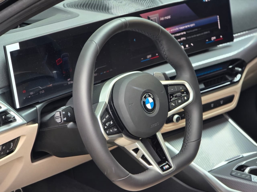 BMW-320i-2.0 16V TURBO FLEX M SPORT AUTOMÁTICO