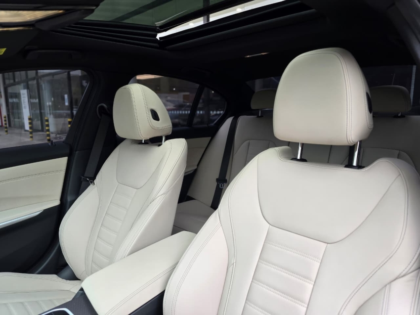 BMW-320i-2.0 16V TURBO FLEX M SPORT AUTOMÁTICO