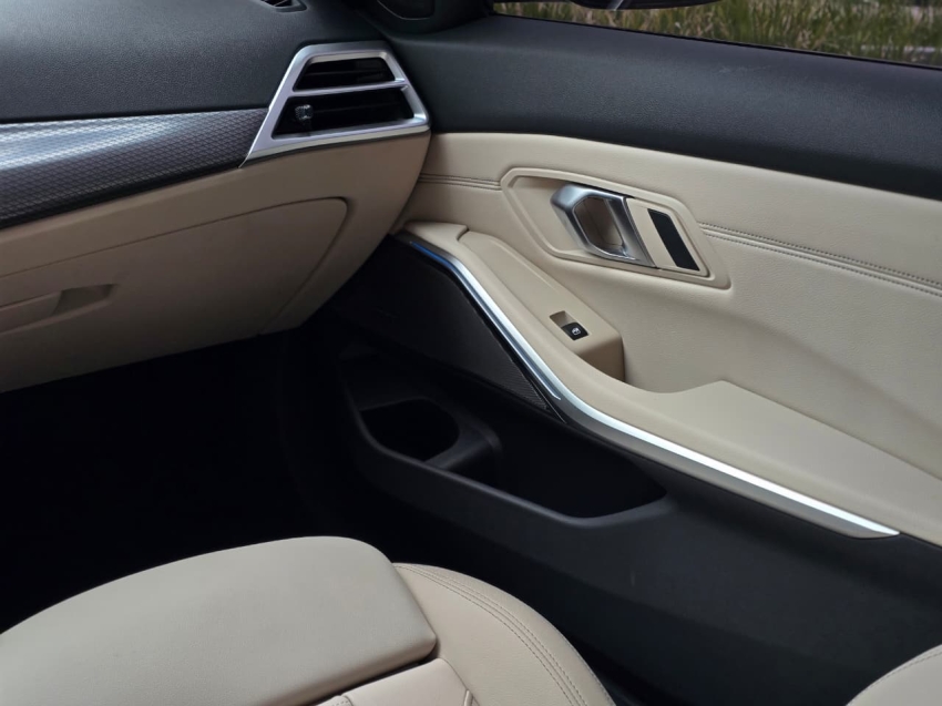 BMW-320i-2.0 16V TURBO FLEX M SPORT AUTOMÁTICO