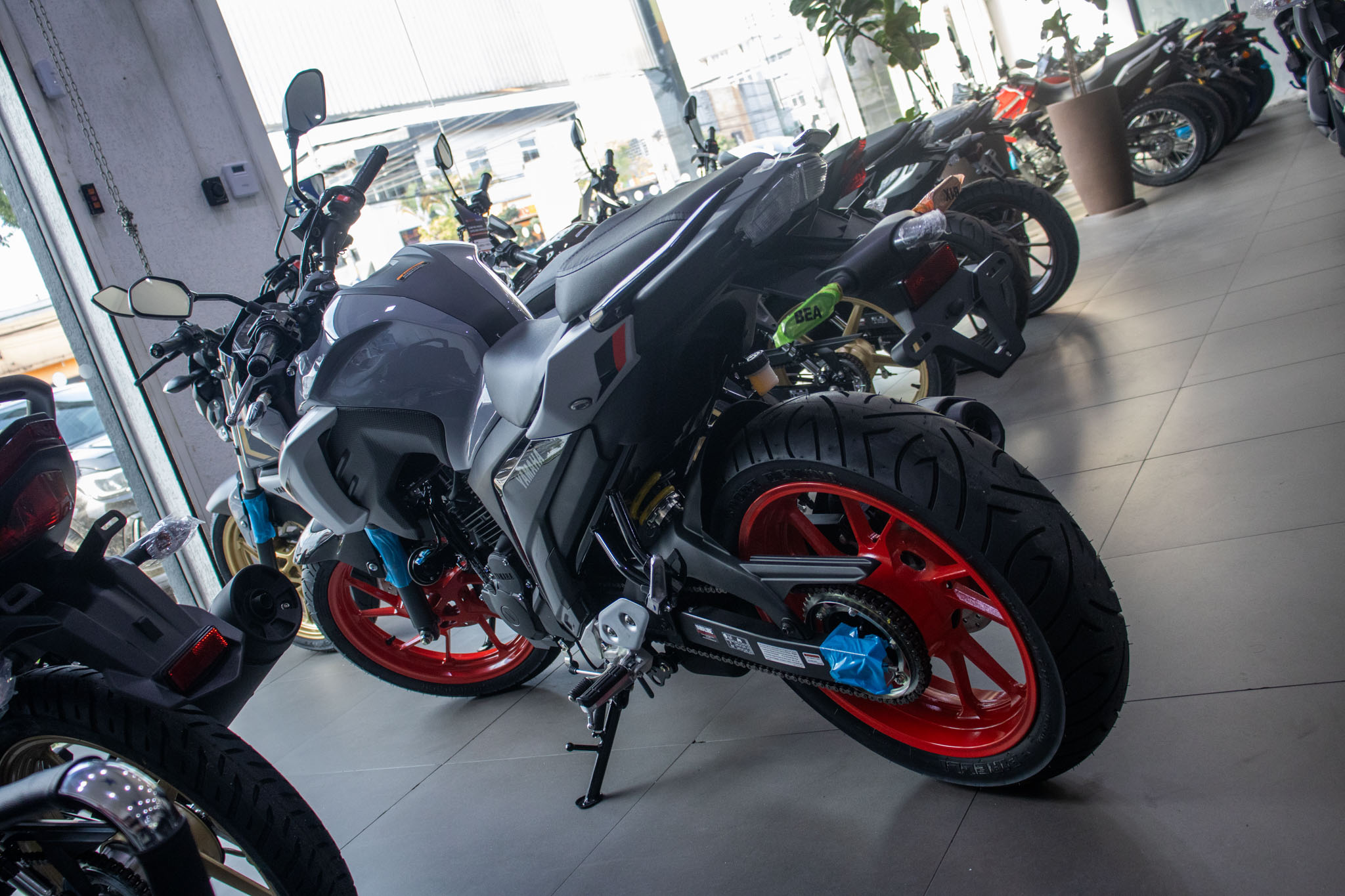 YAMAHA-FZ25-FZ25 250 FAZER CONNECTED