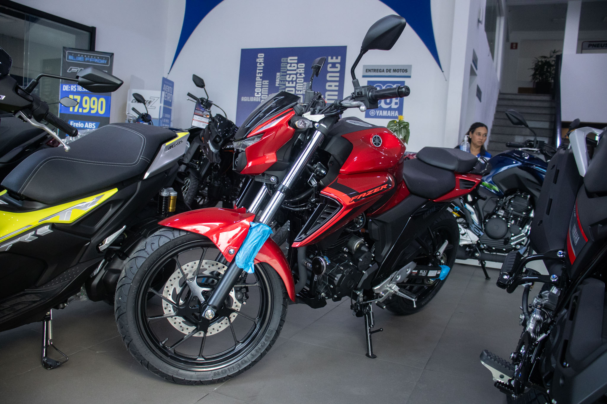 FZ25 250 FAZER CONNECTED