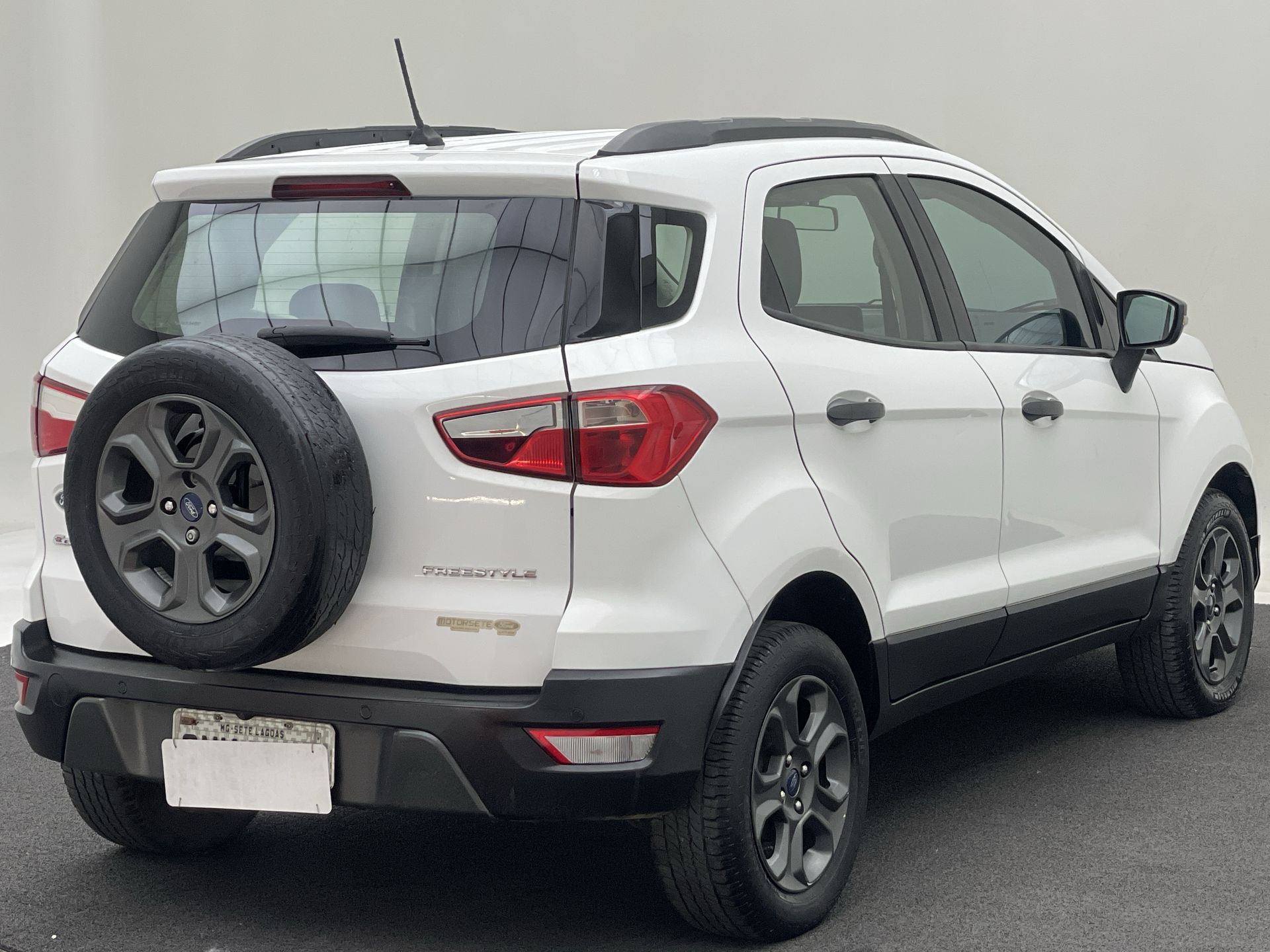 Ford-ECOSPORT-EcoSport FREESTYLE 1.5 12V Flex 5p Aut.