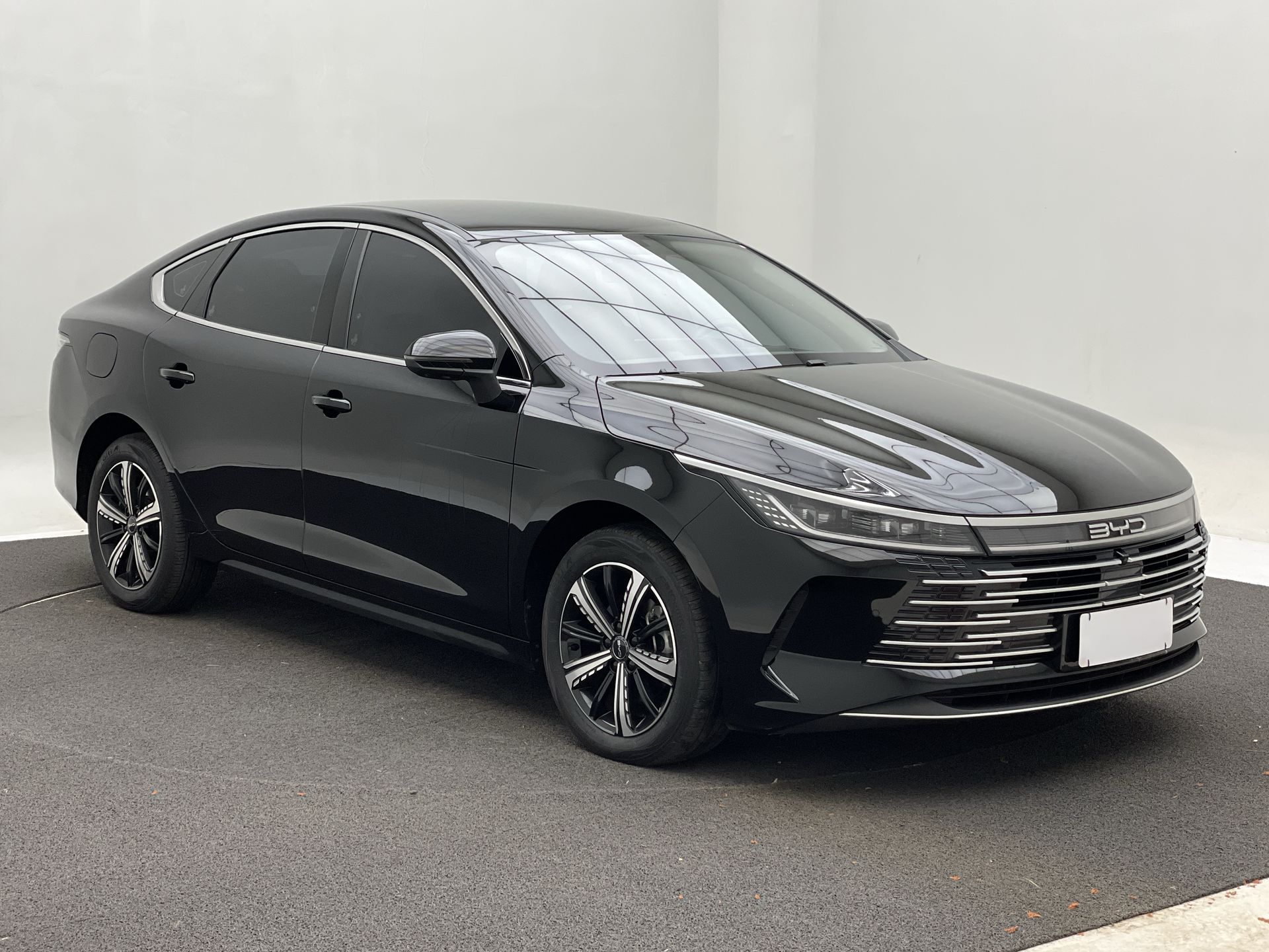 BYD-King-King GS 1.5 16V Aut. (Hibrido)