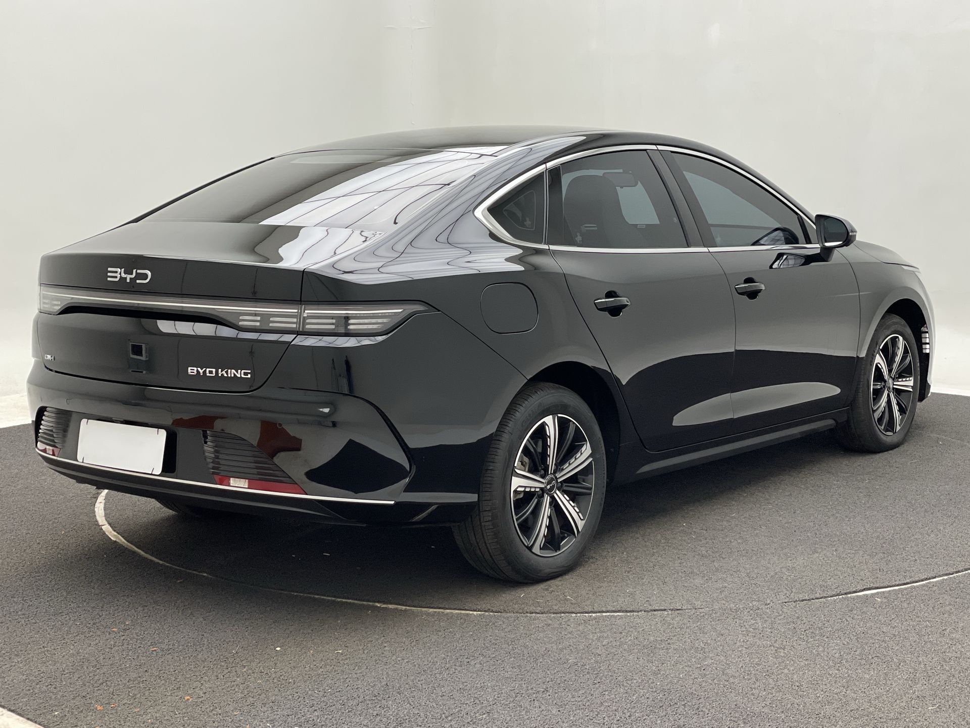 BYD-King-King GS 1.5 16V Aut. (Hibrido)