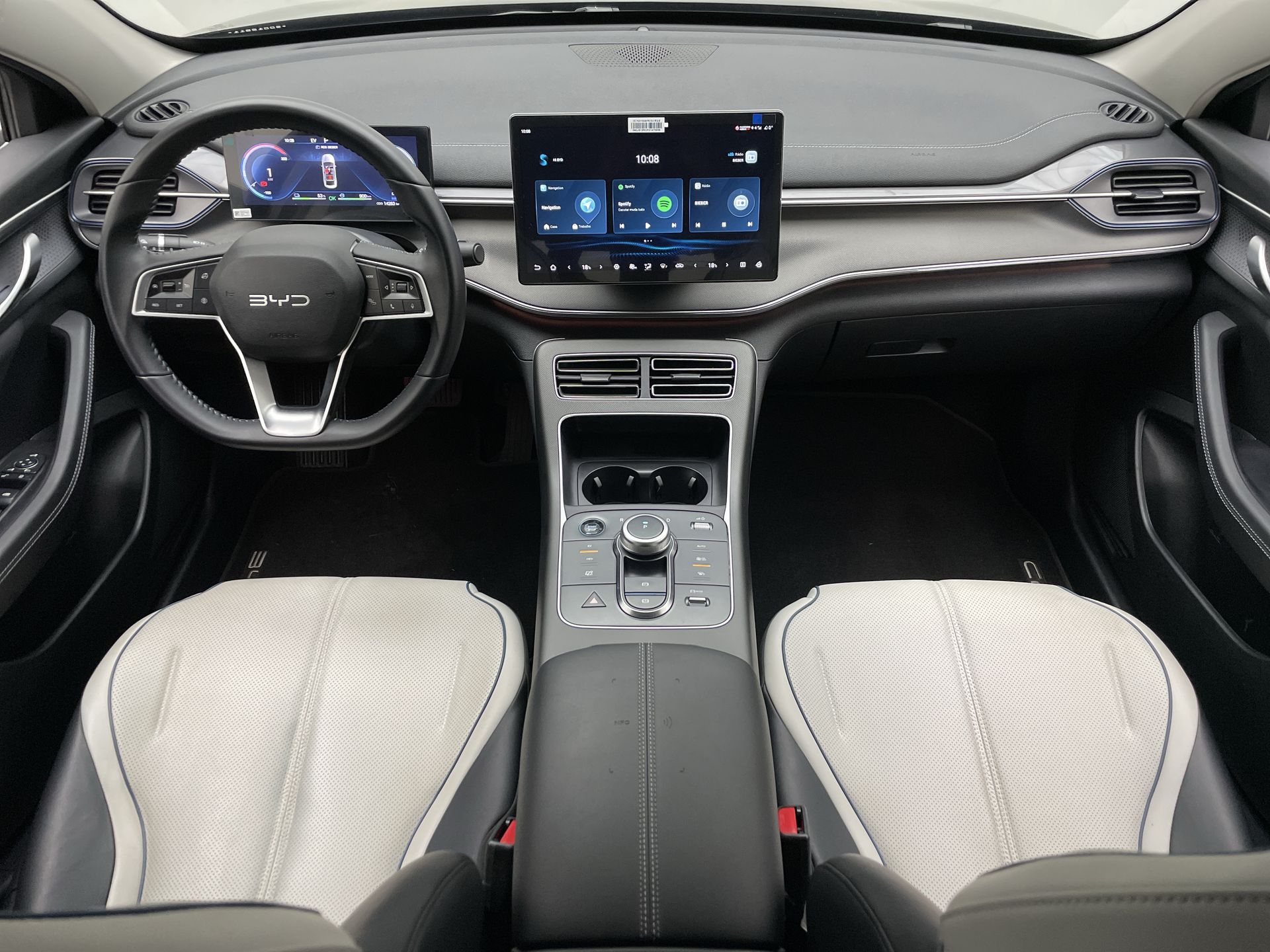 BYD-King-King GS 1.5 16V Aut. (Hibrido)