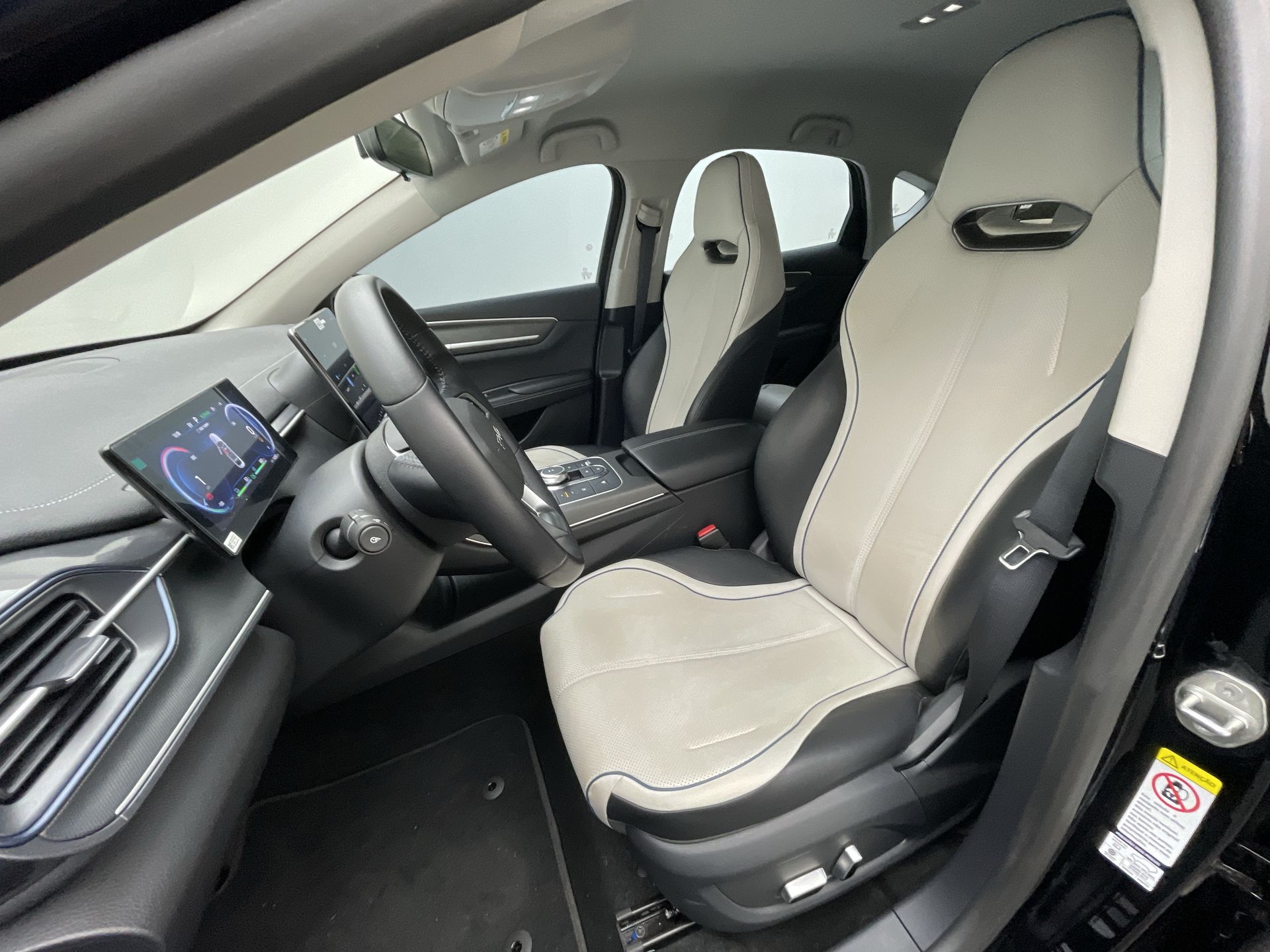 BYD-King-King GS 1.5 16V Aut. (Hibrido)