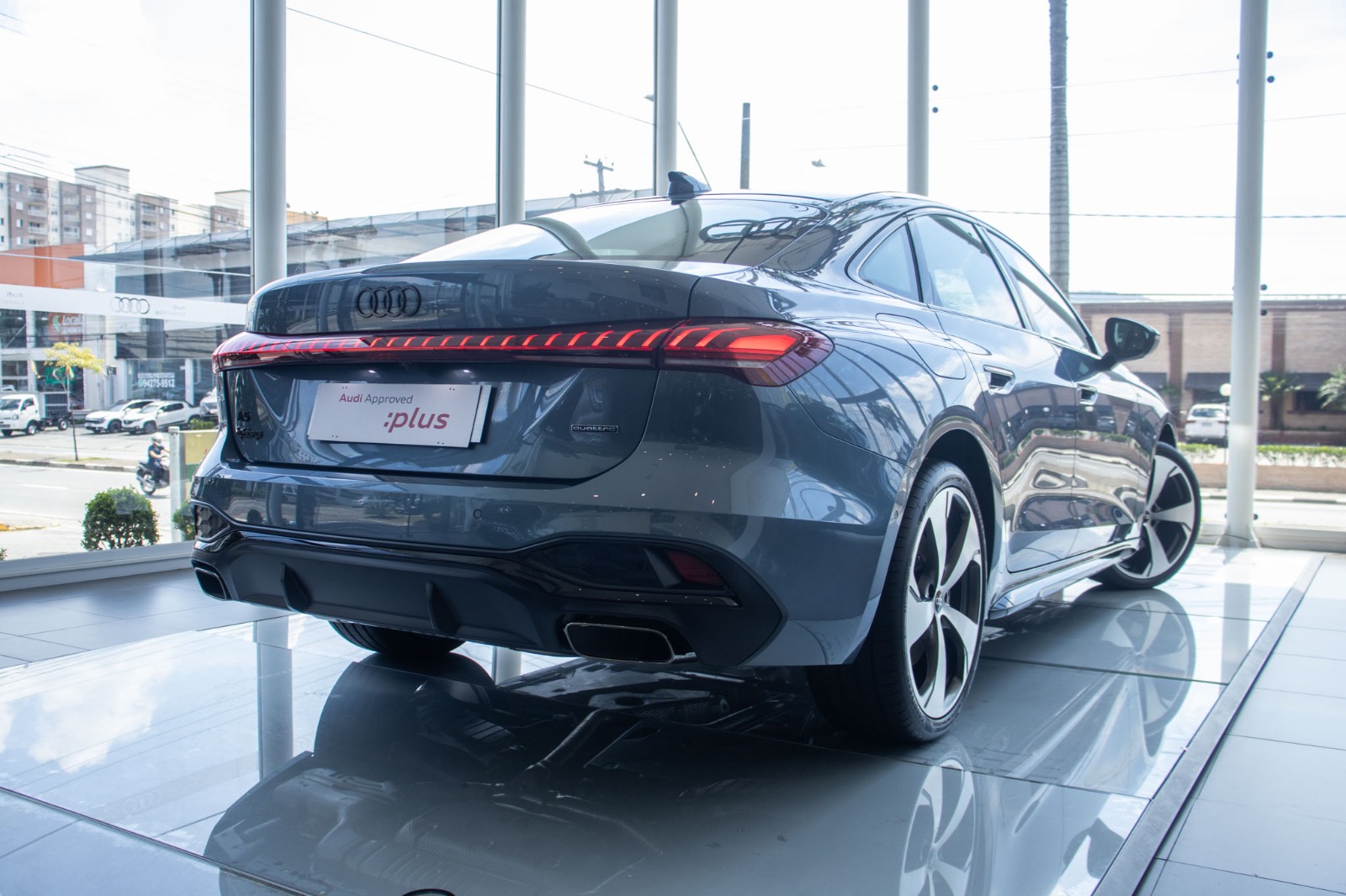 Audi-A5-A5 Sedan Performance S Edition 2.0 TFSI Quattro