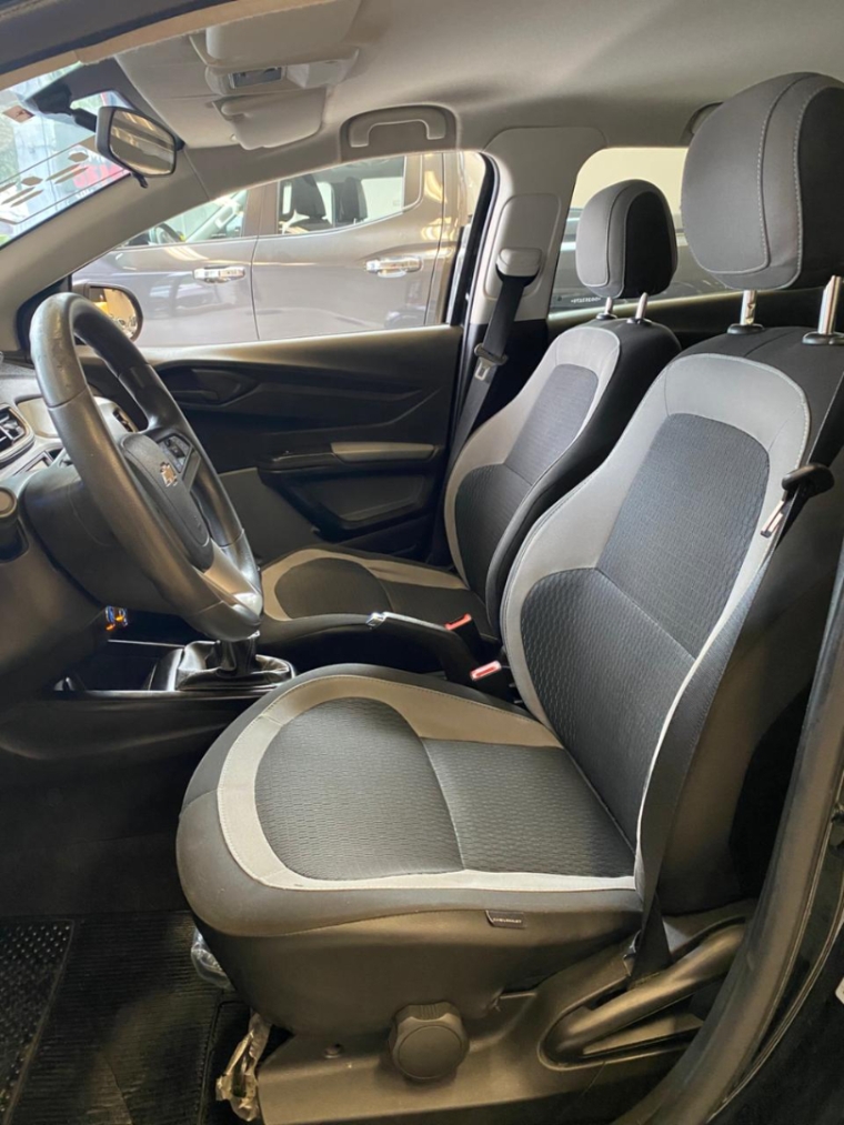 GM - Chevrolet-ONIX-1.0 MPFI LT 8V FLEX 4P MANUAL