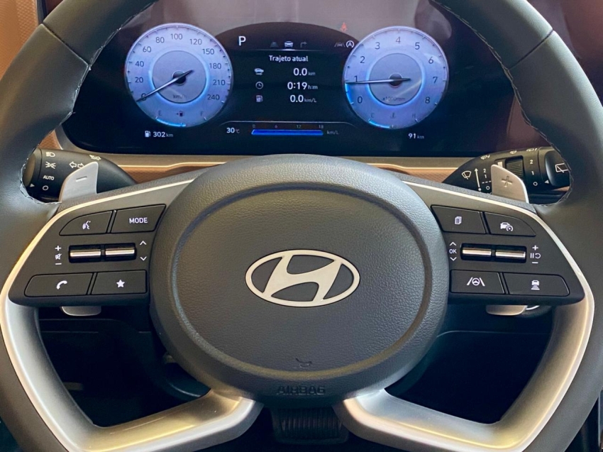 Hyundai-CRETA-1.0 TGDI FLEX PLATINUM AUTOMÁTICO