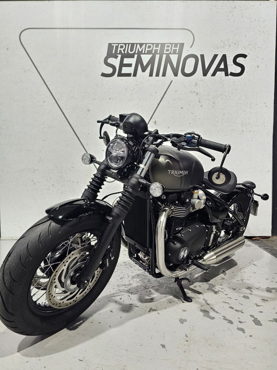 TRIUMPH-BONNEVILLE-BONNEVILLE BOBBER 1200cc