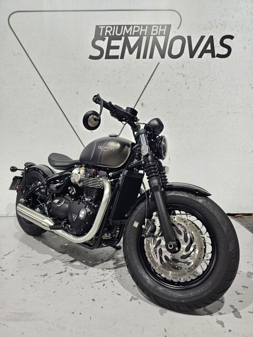 TRIUMPH-BONNEVILLE-BONNEVILLE BOBBER 1200cc