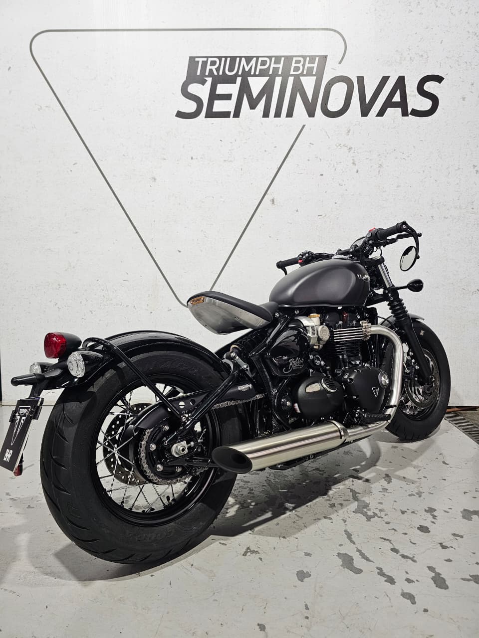 TRIUMPH-BONNEVILLE-BONNEVILLE BOBBER 1200cc