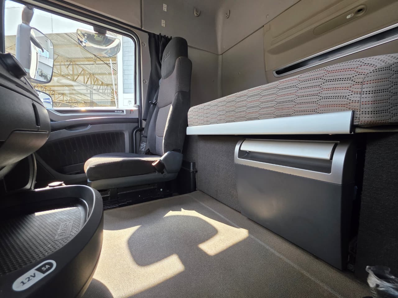 DAF-XF-XF FTS480 6x2 Space Cab (Diesel)(E6)