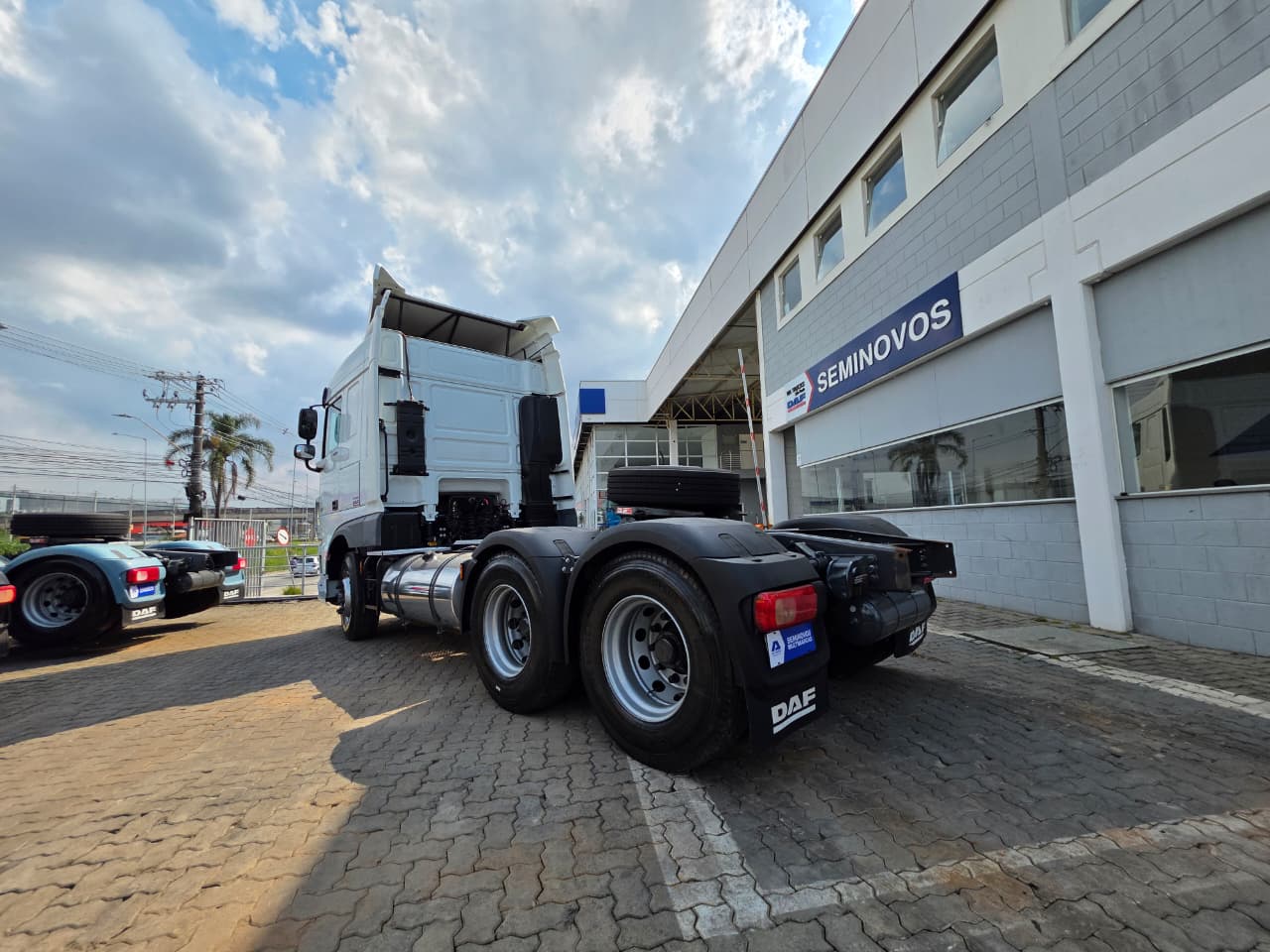 DAF-XF-XF FTS480 6x2 Space Cab (Diesel)(E6)