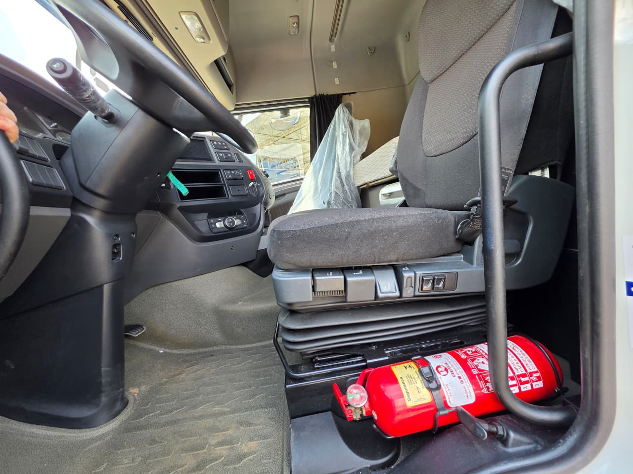 DAF-XF-XF FTS480 6x2 Space Cab (Diesel)(E6)