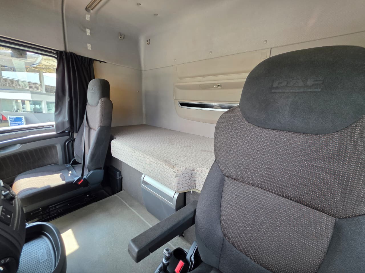 DAF-XF-XF FTS480 6x2 Space Cab (Diesel)(E6)