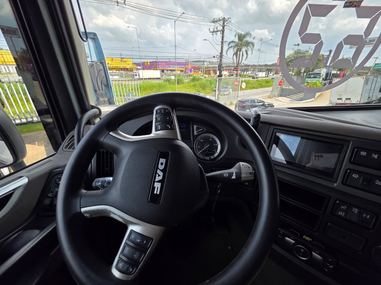 DAF-XF-XF FTS480 6x2 Space Cab (Diesel)(E6)