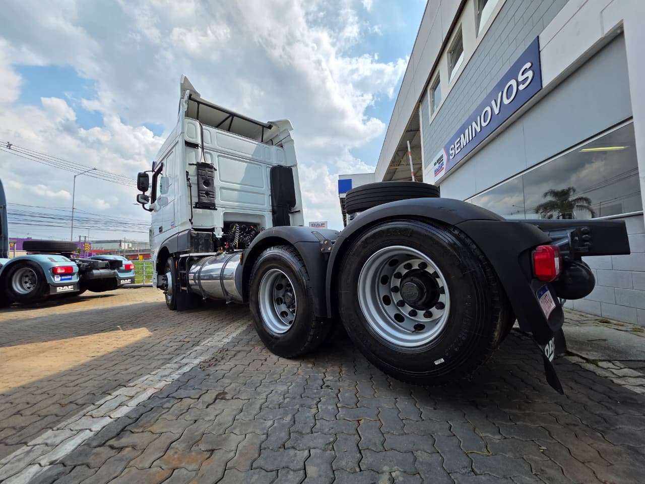DAF-XF-XF FTS480 6x2 Space Cab (Diesel)(E6)