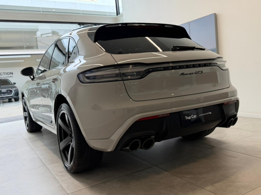Porsche-MACAN-2.9 V6 BITURBO GASOLINA GTS PDK