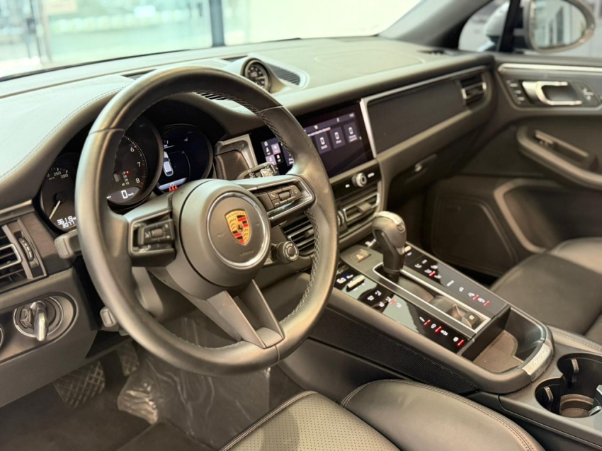 Porsche-MACAN-2.9 V6 BITURBO GASOLINA GTS PDK