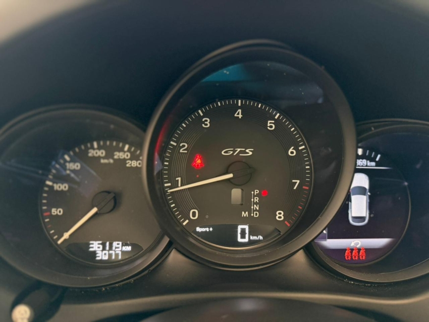 Porsche-MACAN-2.9 V6 BITURBO GASOLINA GTS PDK