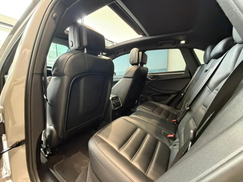 Porsche-MACAN-2.9 V6 BITURBO GASOLINA GTS PDK