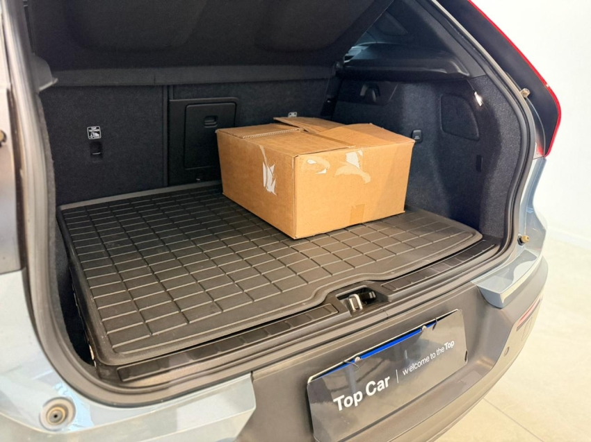 Volvo-XC40-P8 RECHARGE ELECTRIC BEV PURE AWD