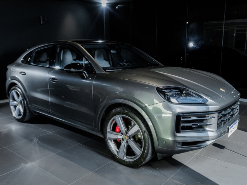 Porsche-CAYENNE-4.0 V8 GASOLINA S COUPÉ AWD TIPTRONIC S