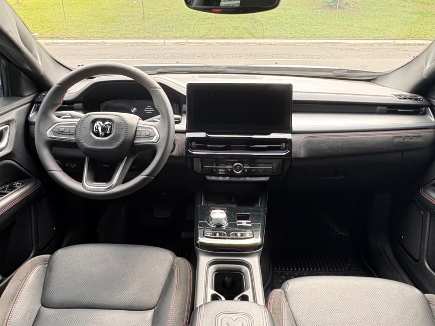 RAM-RAMPAGE-2.0 HURRICANE 4 TURBO GASOLINA R/T 4X4 AUTOMÁTICO