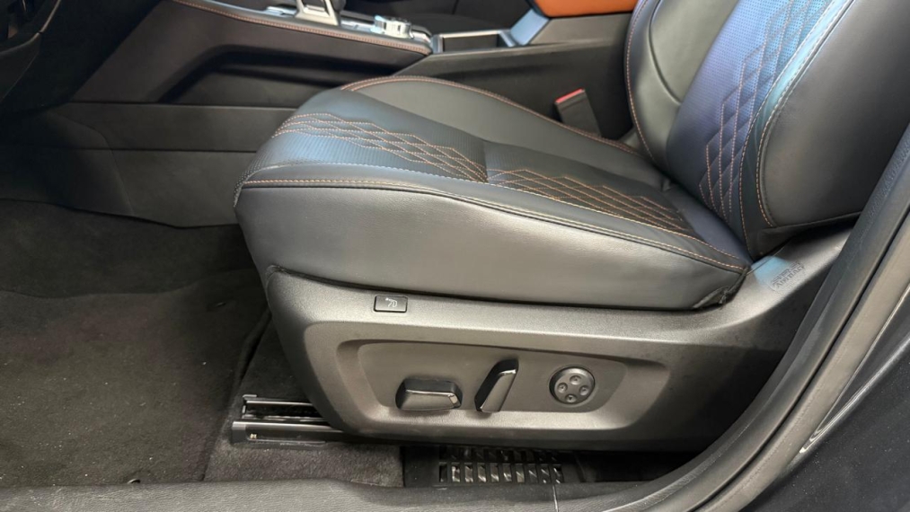 Mitsubishi-OUTLANDER-2.4 PHEV SIGNATURE S-AWC DHT