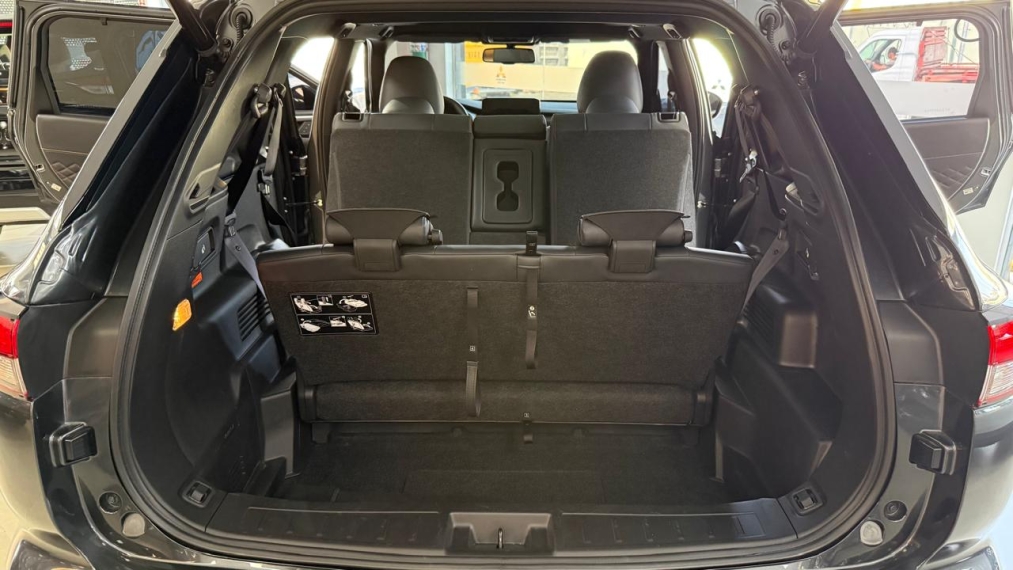 Mitsubishi-OUTLANDER-2.4 PHEV SIGNATURE S-AWC DHT