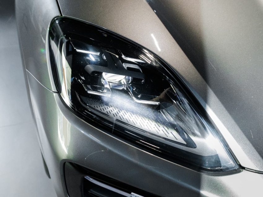 Porsche-CAYENNE-4.0 V8 GASOLINA S COUPÉ AWD TIPTRONIC S