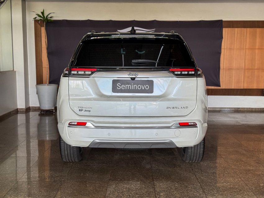 Jeep-COMMANDER-1.3 T270 TURBO FLEX OVERLAND AT6